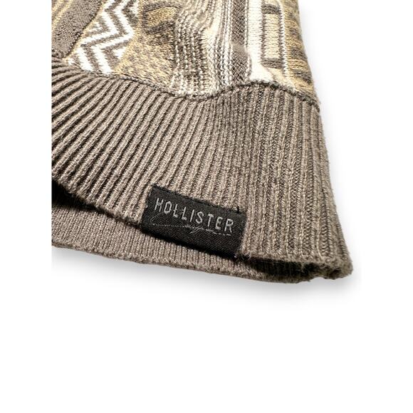 Hollister Oversized Geometric Striped Gray Knit Cardigan Size Medium - Picture 11 of 12